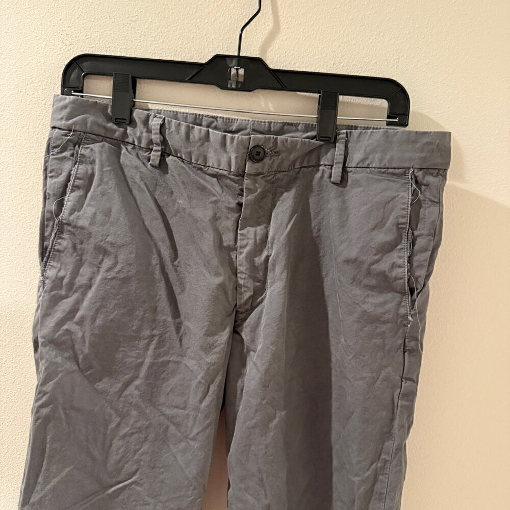 Zadig‎ & Voltaire Men's Gray Chino Pants - Size 40 designer - Picture 3 of 5